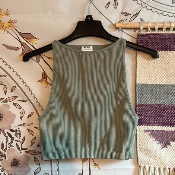 Cotton On ribbed cropped tank top - Picture 2 of 3